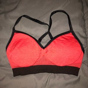 Lululemon coral sports bra